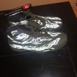 Reflective olive green Jordan future 7.5